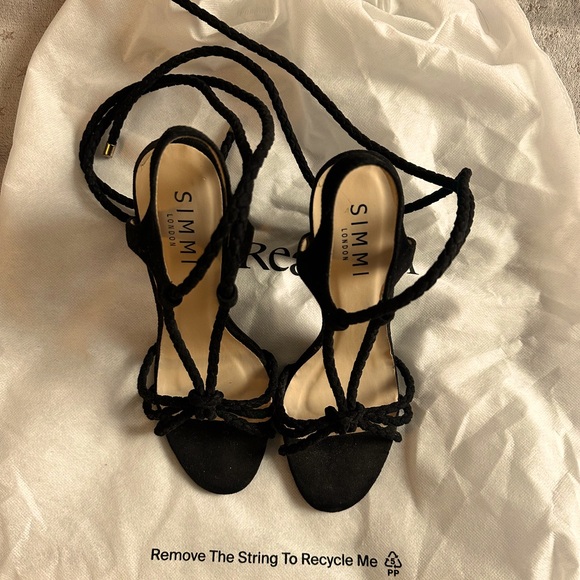 Simmi London Strappy Heels - Picture 1 of 3